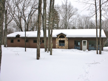 5055 Clubhouse Trail, Gaylord, MI Main Image