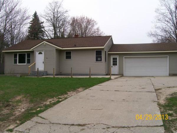 2316 W Giles Rd, Muskegon, Michigan Main Image