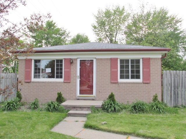 32051 Solon St, Roseville, MI Main Image