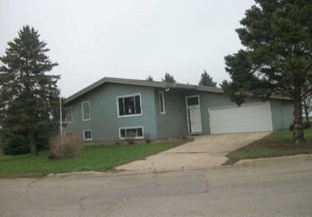 80 North St, Waldorf, MN Main Image
