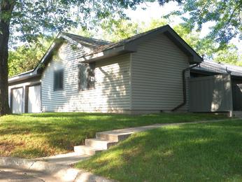 111 30th Ave NW, New Brighton, MN Main Image