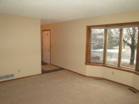 2289 Phylis Ct E, Saint Paul, Minnesota  Image #6153459