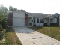 photo for 16 LAURA DR