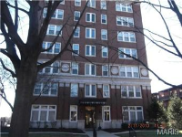 photo for 5330 Pershing Ave Apt 407