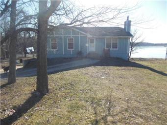 15013 Beach Front Dr, Excelsior Springs, Missouri  Main Image