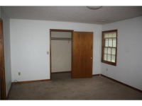 1114 Se Prairie Ln Apt B, Oak Grove, Missouri  Image #6842423