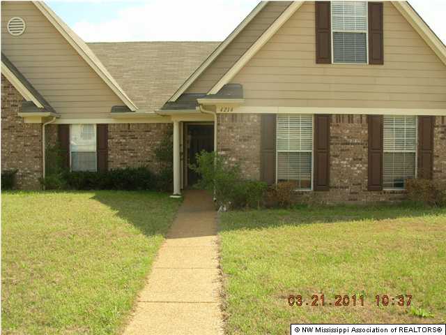 4214 Ritchie Dr, Olive Branch, MS Main Image