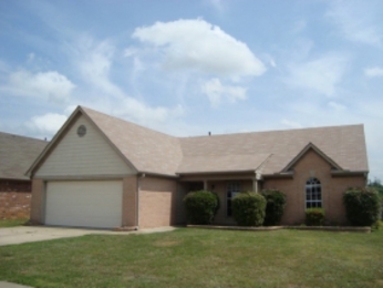 10725 Oak Cir S, Olive Branch, MS Main Image