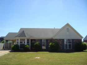 6299 Oak Run Dr E, Olive Branch, MS Main Image