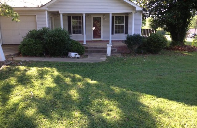 301 Jacinto Rd, Booneville, MS Main Image