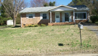 photo for 704 West Pine Circle