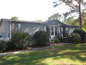 631 OUTRIGGER CT, HAMPSTEAD, NC Main Image