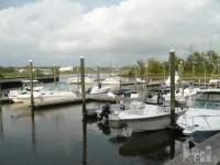 5400 E Yacht Dr Apt, Oak Island, North Carolina Image #5239672