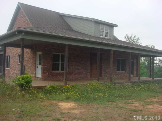 1368 Carter Farm Ln, Iron Station, North Carolina  Main Image