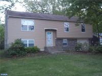 photo for 18 Pinewood Ct