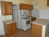 28 W New Jersey Ave Apt E, Beach Haven, New Jersey  Image #7052169