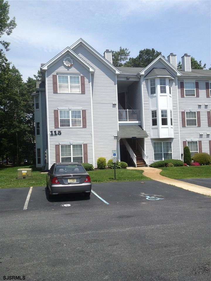 1 Navajo Ct, Absecon, New Jersey  Main Image