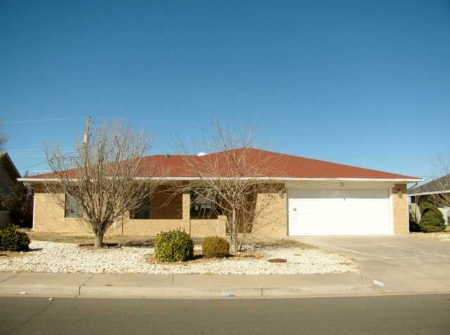 401 Mission Arch Dr, Roswell, New Mexico  Main Image