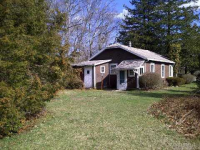 147 a Old Country Rd