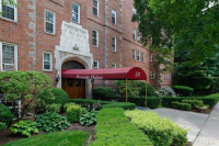 photo for 270 Bronxville Rd #B32