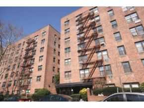 275 Webster Ave Apt 3a, Brooklyn, New York  Main Image