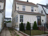 photo for 189-13 Mangin Ave