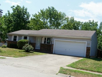 2475 Opal Ct, Grove City, OH Main Image