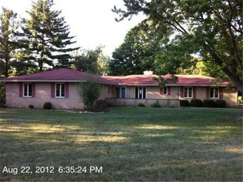 895 Lincolnshire Dr, Troy, OH Main Image