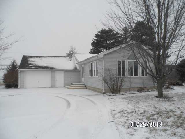 11140 Wallace Rd, Curtice, Ohio  Main Image
