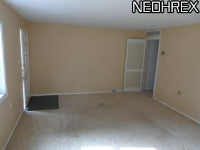 23492 David Dr Unit 217d, North Olmsted, Ohio  Image #5652751