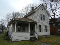 photo for 817 Main Ave W