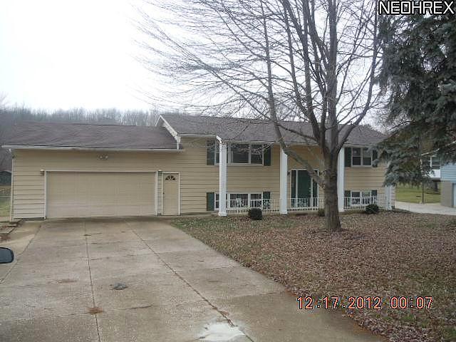 2896 2900 Pressler Rd, Uniontown, OH Main Image