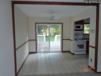 26954 Oxford Park Ln, Olmsted Falls, Ohio  Image #7426987
