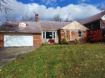 17505 Libby Rd, Maple Heights, OH Main Image