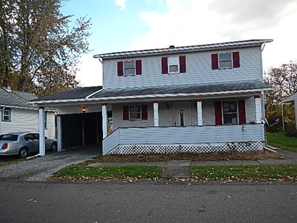 517 Tuscarawas Ave., Newcomerstown, OH Main Image