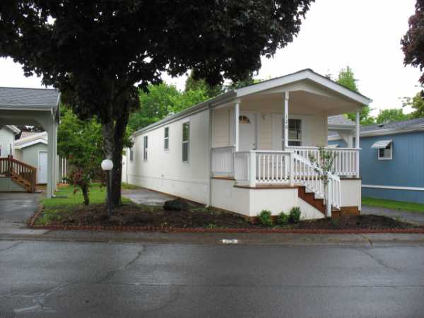 1475 Green Acres Road #128, Eugene, OR Main Image