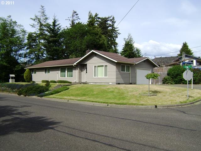2340 Lombard, North Bend, OR Main Image