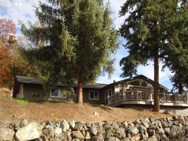 1104 Shoestring Rd, Riddle, OR Main Image