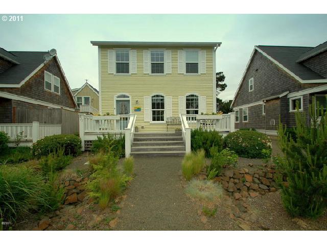 235 Oceanview St, Depoe Bay, OR Main Image