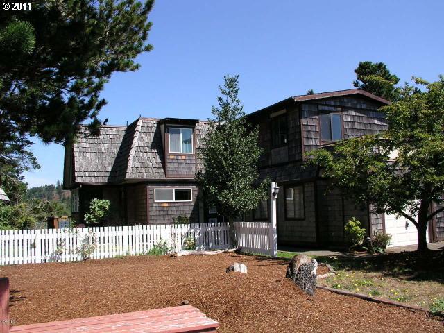 9205 Trout Pl, Gleneden Beach, OR Main Image