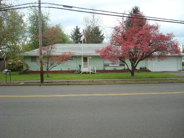 385 N 7th St, Harrisburg, OR Main Image