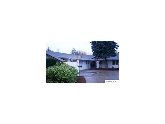 636 W Clay St, Monmouth, OR Main Image