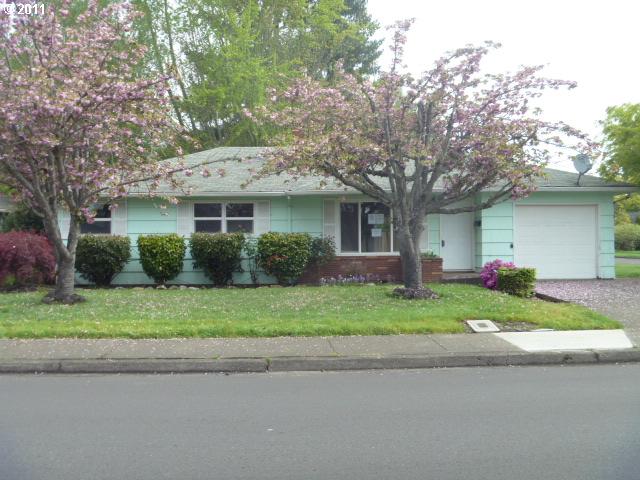 645 NE 19th St, McMinnville, OR Main Image