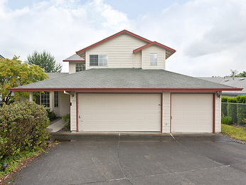 555 SE 16th Circle, Troutdale, OR Main Image