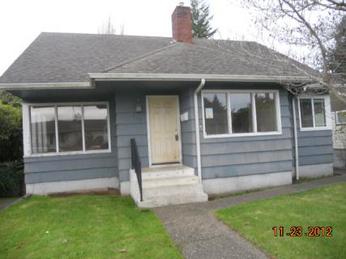 436 Simpson Ave, North Bend, OR Main Image