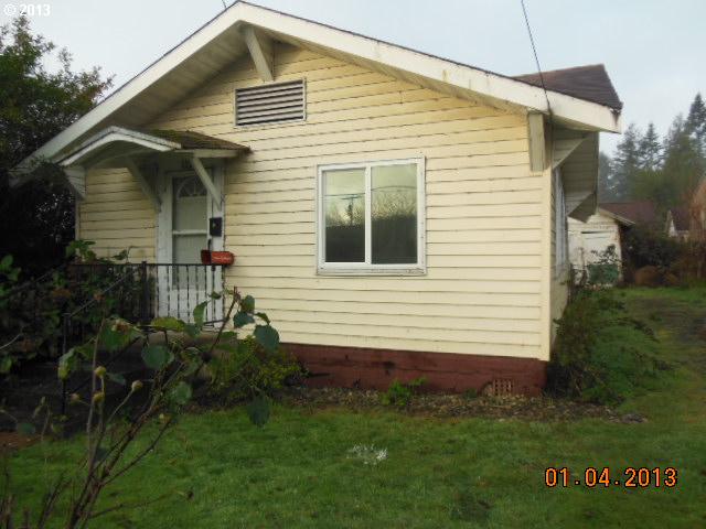 1223 N Collier St, Coquille, Oregon  Main Image