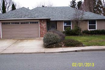 858 Forest Glen Drive, Central Point, OR Main Image