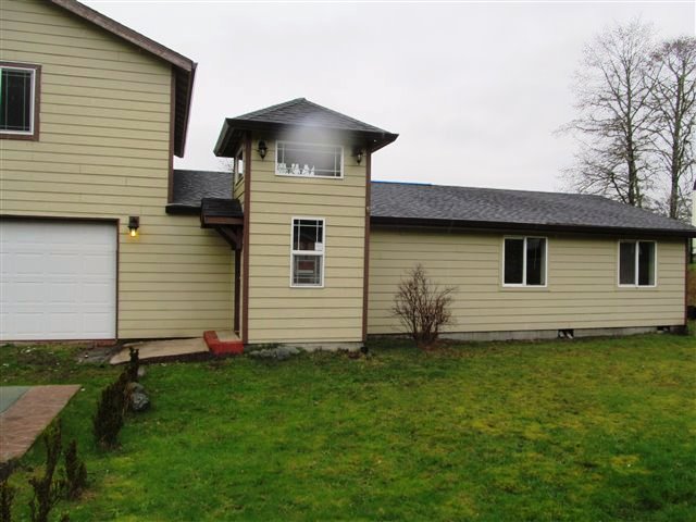 1090 Russell Dr, Hammond, OR Main Image