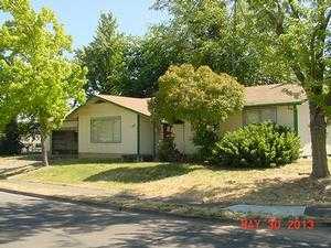 645 Hermosa Dr, Central Point, Oregon  Main Image