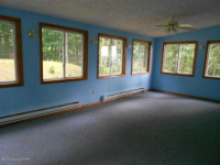 805 S Sioux Dr, Bushkill, Pennsylvania  Image #5566883